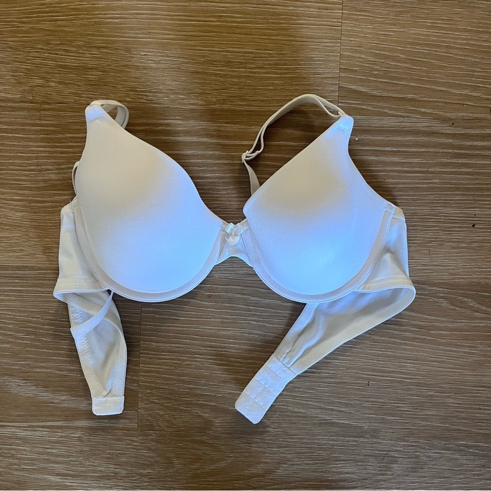 Maidenform Bra Bow Detail Soft Smooth Molded Cup T-Shirt Bra Nude Size 34C
